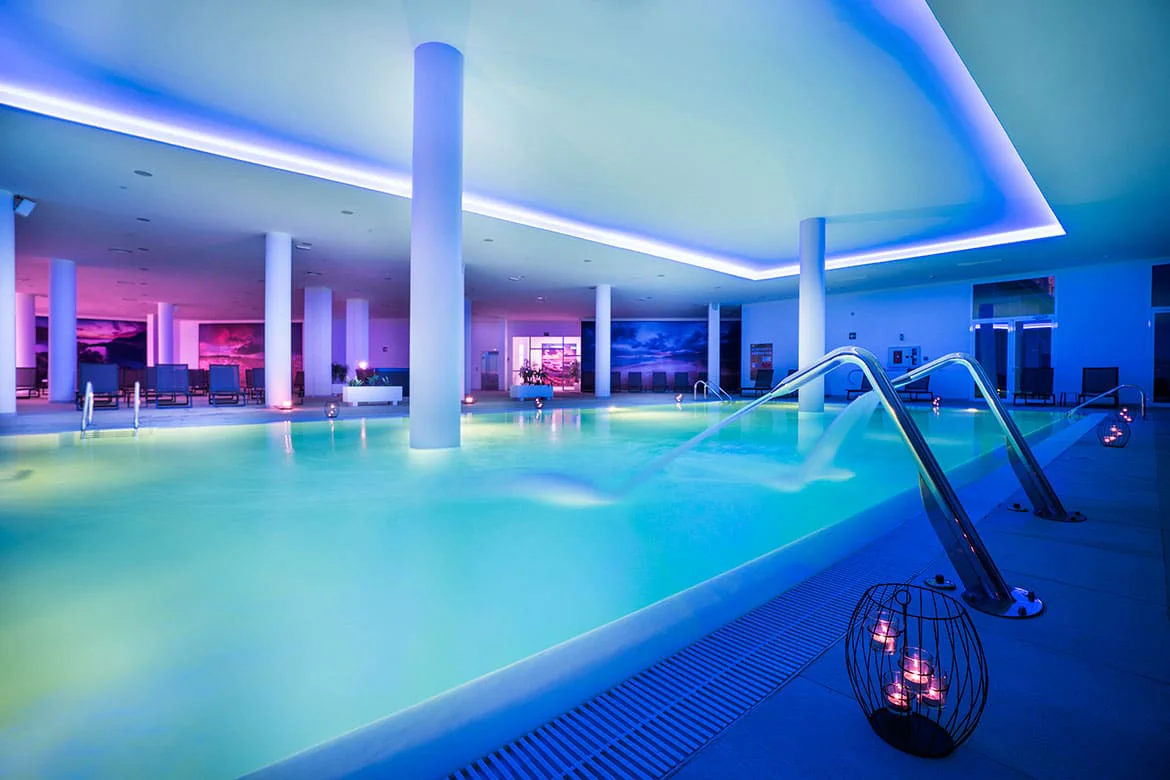 Hallenbad des Hotels Royal Palm