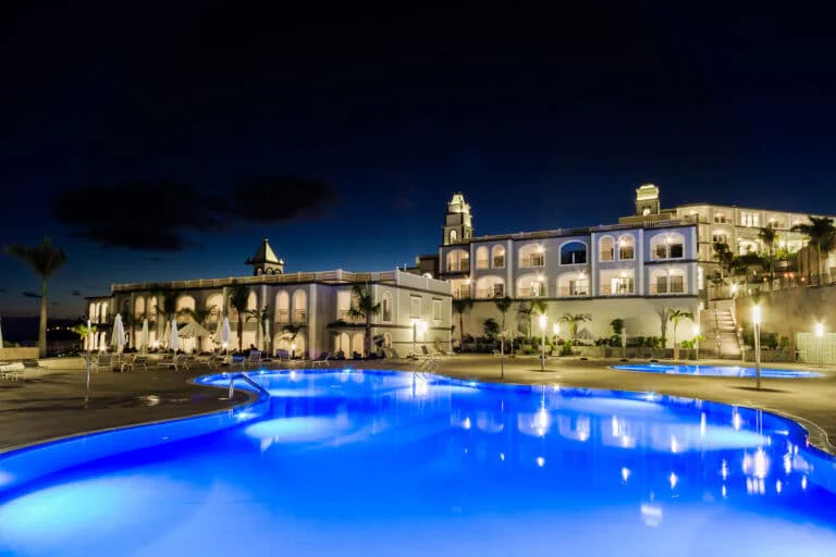 Royal Palm Resort & Spa von Außen (14)